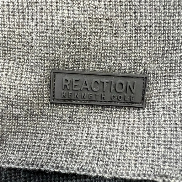 Kenneth Cole Reaction Men's Winter Scarf 10"x56" Black & Gray - Picture 3 of 4